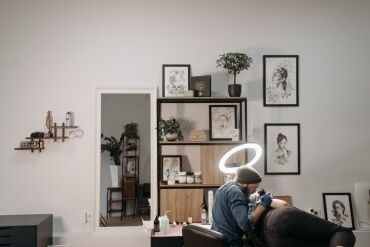 Tatuagem aquarela em São Paulo: processo, técnica e cuidados práticos Tatuagem aquarela em São Paulo: processo, técnica e cuidados práticos